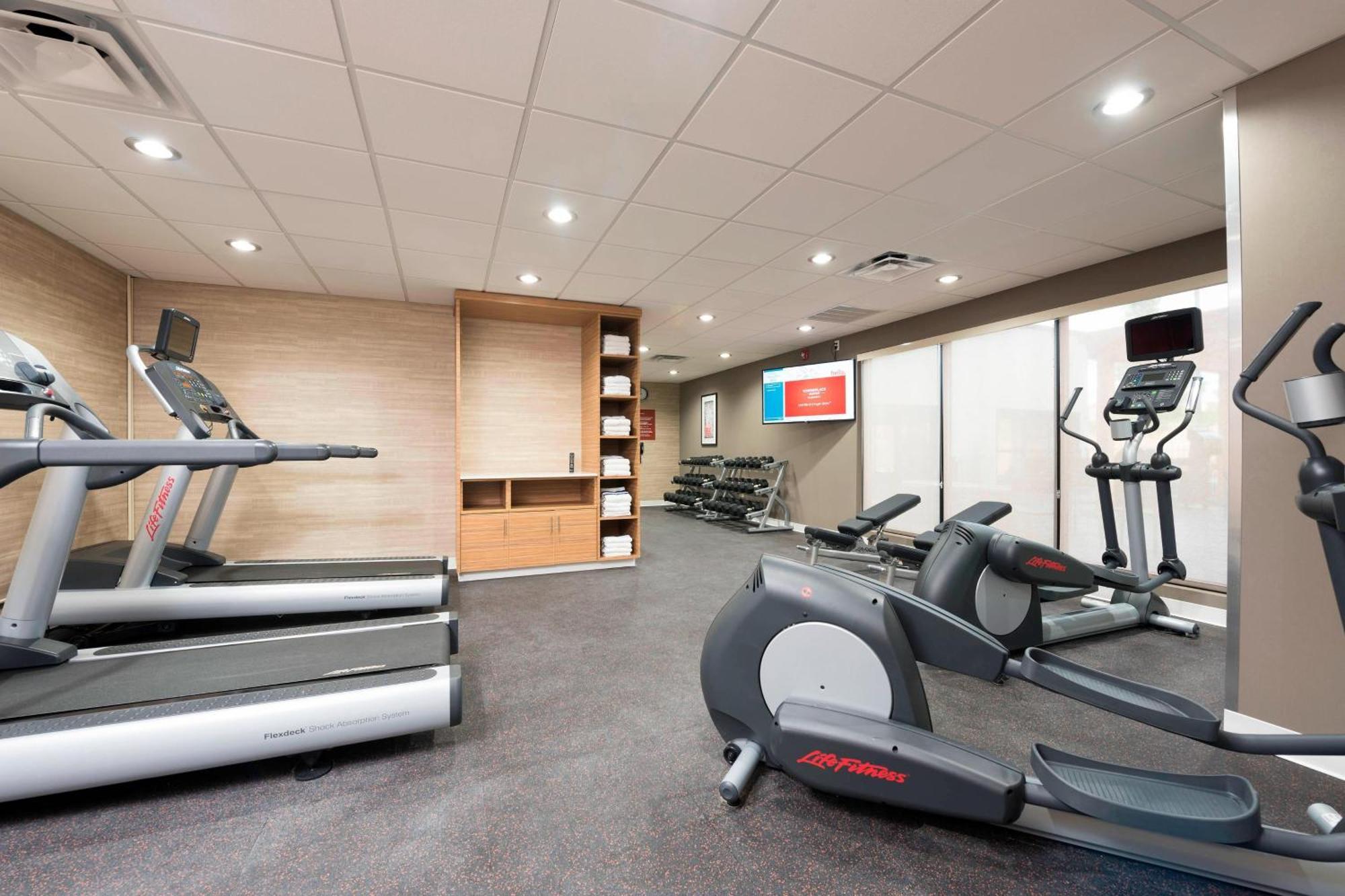 Towneplace Suites By Marriott Ontario-Мэнсфилд Экстерьер фото