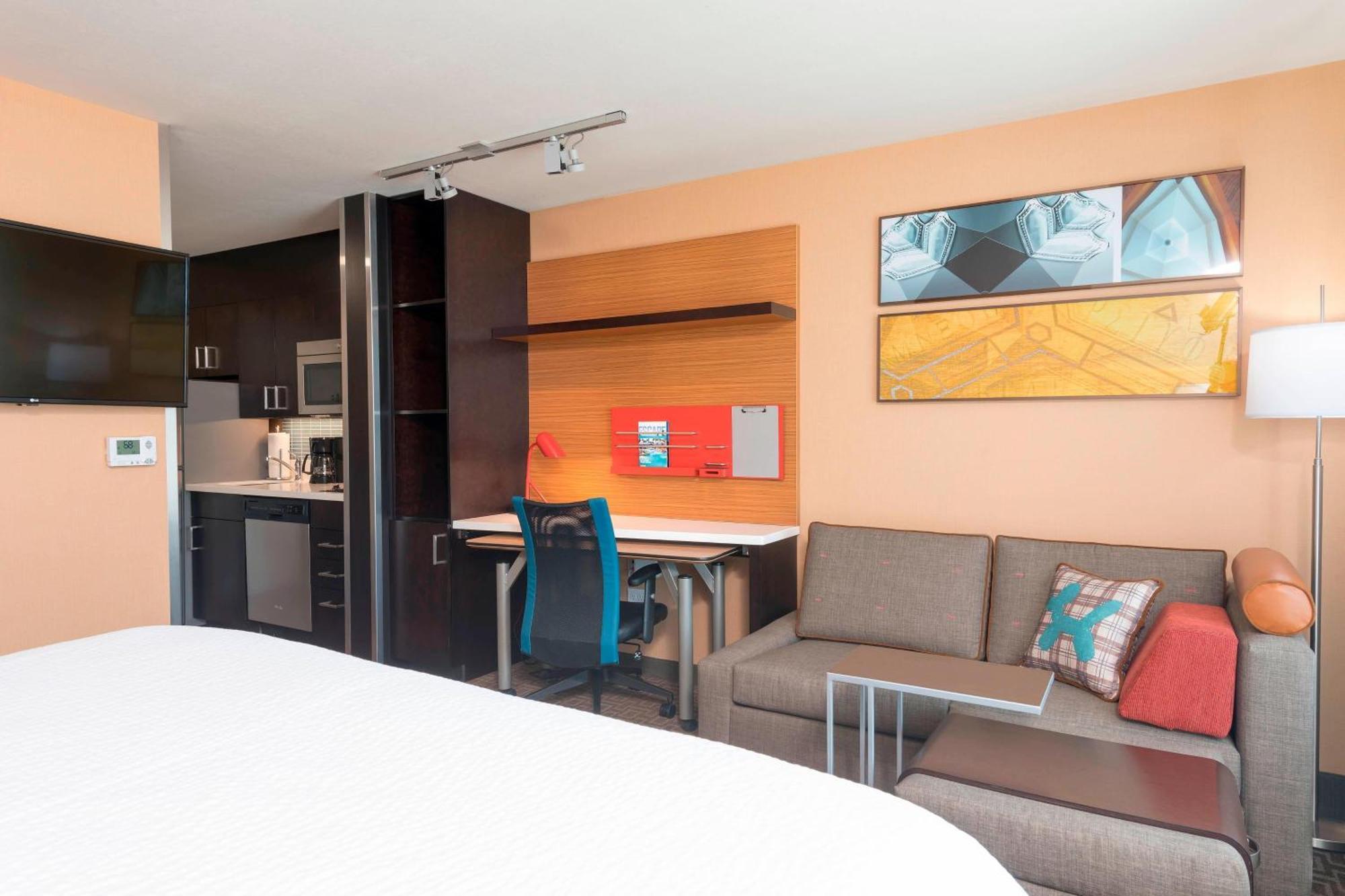 Towneplace Suites By Marriott Ontario-Мэнсфилд Экстерьер фото