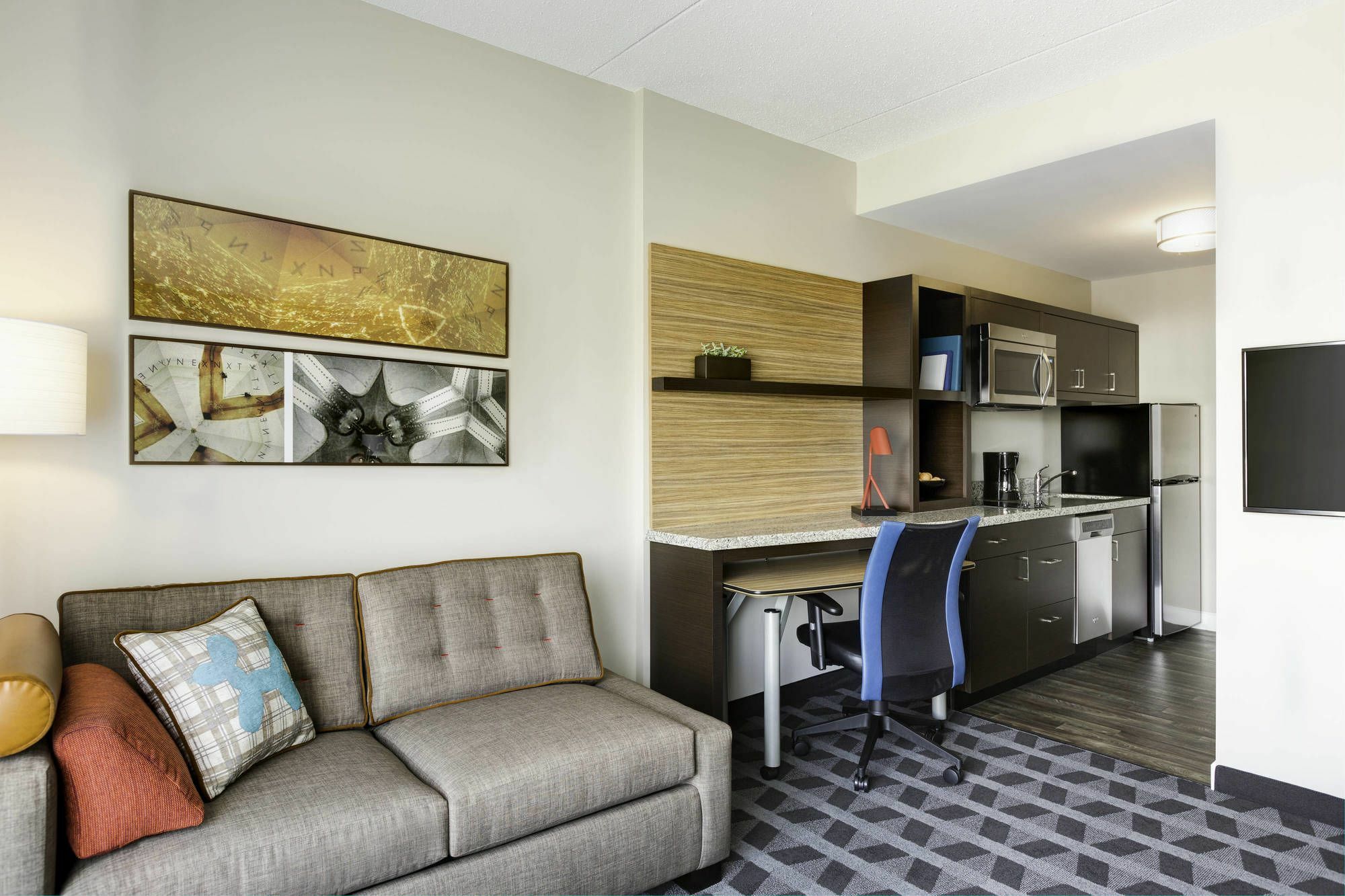 Towneplace Suites By Marriott Ontario-Мэнсфилд Экстерьер фото